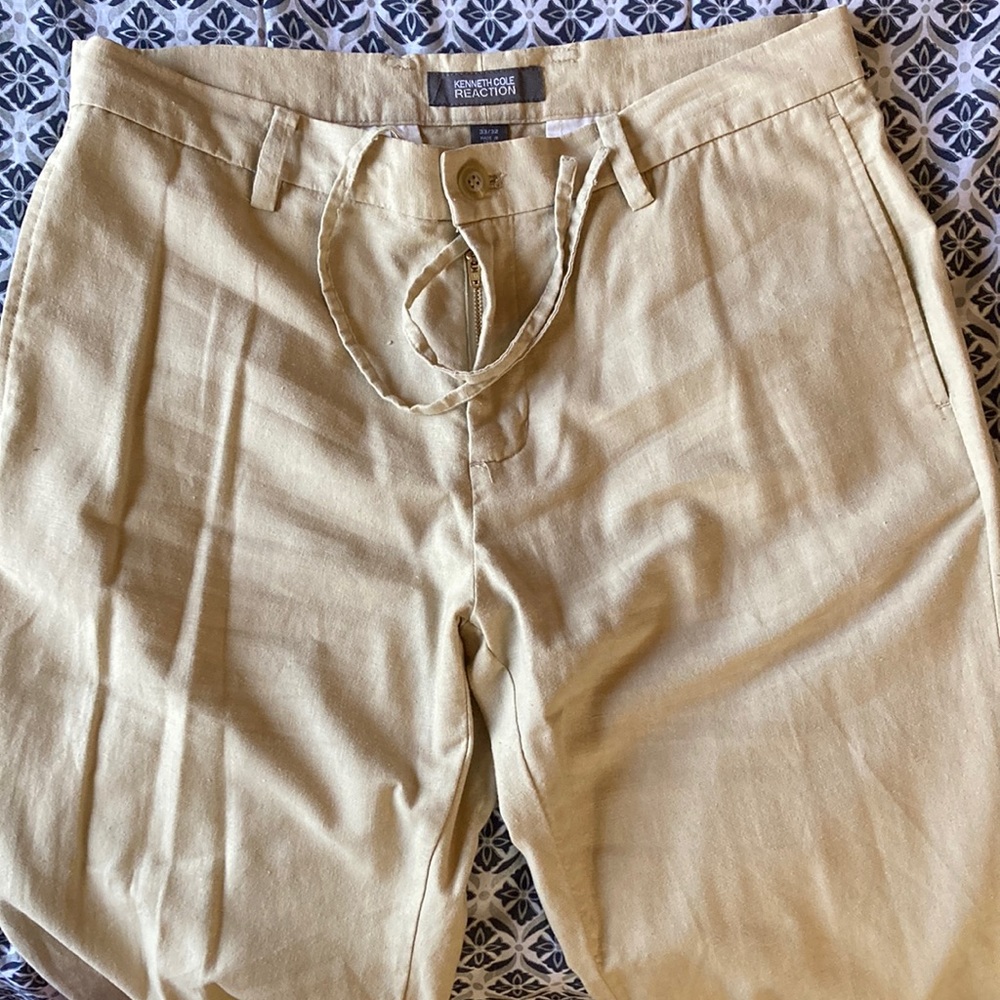 Kenneth Cole Reaction linen/cotton pants in EUC. 55% linen/45% cotton.